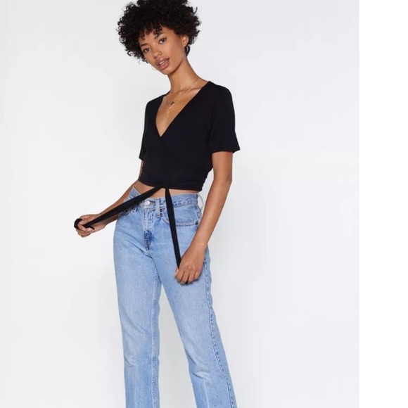 Nasty Gal Give It Your Best Shot Tie Crop Top Size Small Black ⭐️⭐️⭐️⭐️⭐️ - Picture 17 of 17